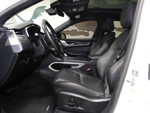Used 2023 Jaguar F-PACE S AWD/4WD image 25
