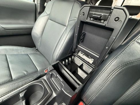 Used 2021 Toyota Tacoma TRD Sport w/ TRD Premium Sport Package image 28