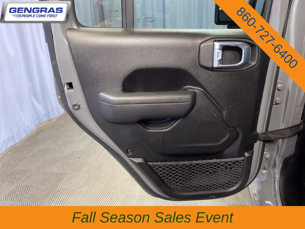 Used 2023 Jeep Wrangler Unlimited Sport AWD/4WD image 24