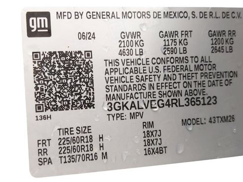 Used 2024 GMC Terrain SLT image 19