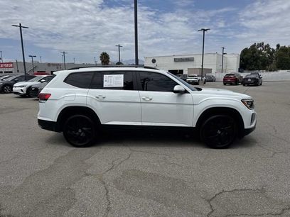 Used 2025 Volkswagen Atlas SE