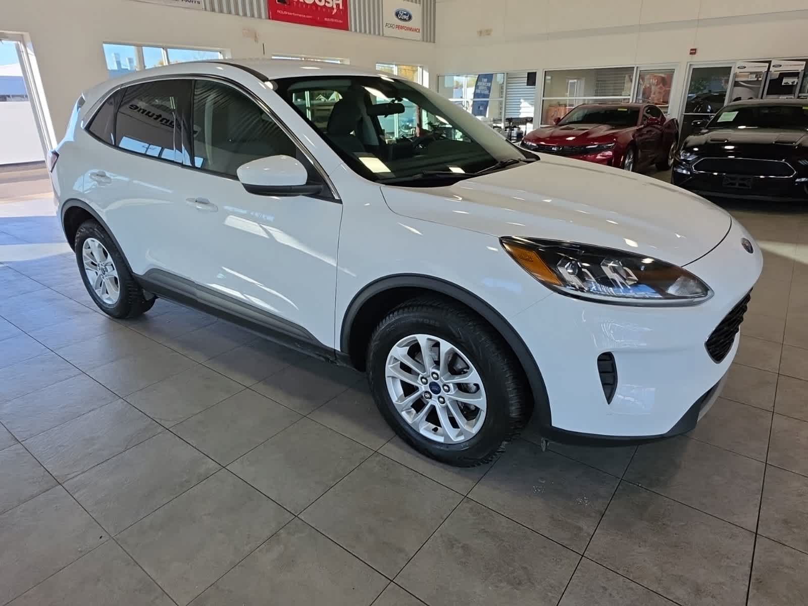 Used 2020 Ford Escape SE AWD/4WD image 4