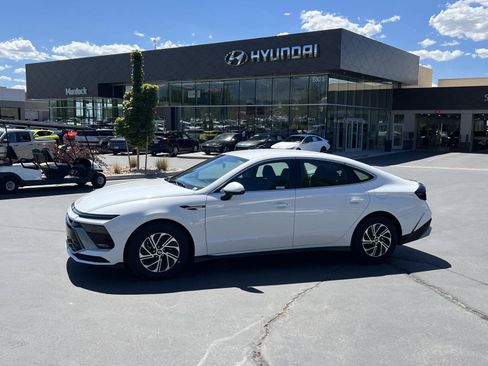 Certified 2026 Hyundai Sonata Blue FWD image 1