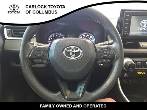 Used 2019 Toyota RAV4 XLE FWD image 23