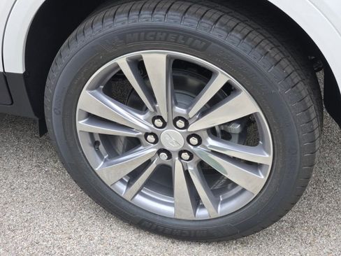 New 2025 Cadillac XT5 Premium Luxury FWD image 14