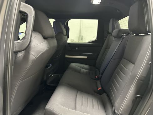 Used 2024 Toyota Tacoma TRD Off-Road AWD/4WD image 31