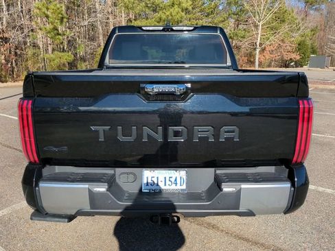 Used 2024 Toyota Tundra Limited image 5
