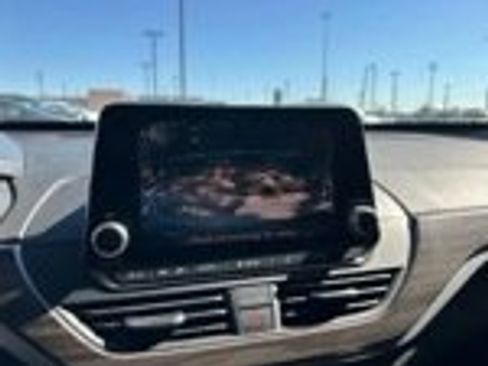 Used 2023 Nissan Altima 2.5 SV image 12