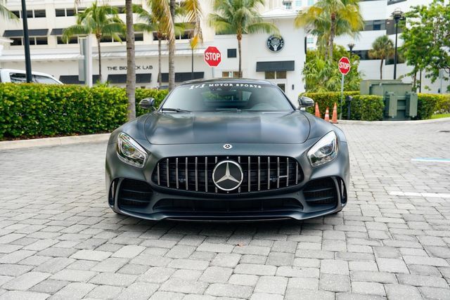 Used 2018 Mercedes-Benz AMG GT R image 4