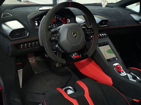 Used 2023 Lamborghini Huracan STO image 15