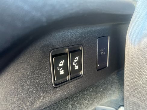 Used 2019 Lexus RX 450hL Premium image 12