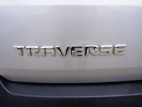 Used 2020 Chevrolet Traverse LT w/ LT Premium Package image 33