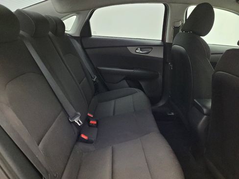 Used 2019 Kia Forte LXS image 19