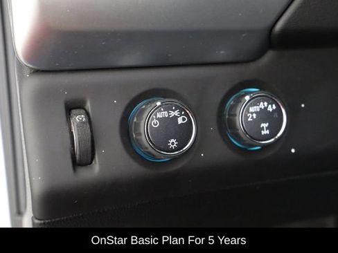 Used 2017 Chevrolet Tahoe 4WD image 20