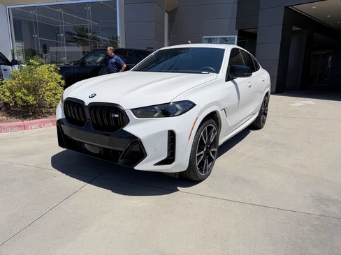 Used 2025 BMW X6 M60i w/ Climate Comfort Package AWD/4WD image 1