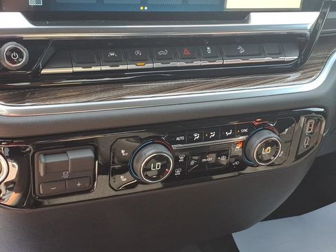New 2026 Chevrolet Silverado 1500 RST AWD/4WD image 18