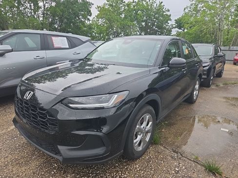 Used 2025 Honda HR-V LX image 1