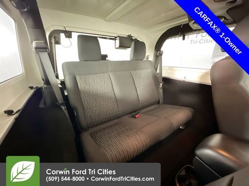 Used 2012 Jeep Wrangler Rubicon w/ PWR Convenience Group AWD/4WD image 15