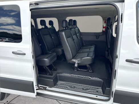 Used 2022 Ford Transit 350 XL AWD/4WD image 21