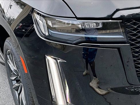 Certified 2023 Cadillac Escalade Sport image 33