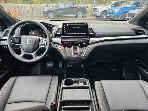Used 2026 Honda Odyssey Sport-L image 17