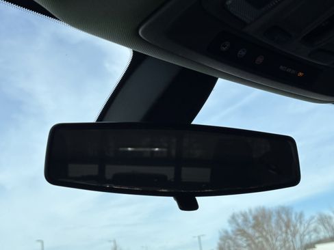 Used 2020 Chevrolet Silverado 1500 RST image 30