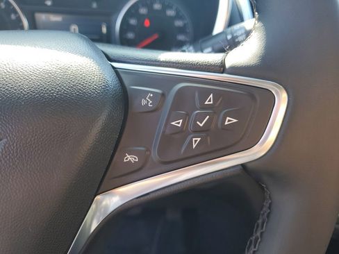 Used 2024 Chevrolet Equinox LT image 30