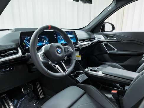 Used 2025 BMW X1 M35i w/ Premium Package AWD/4WD image 12