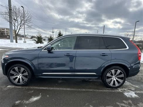 Used 2025 Volvo XC90 B6 Ultra image 2