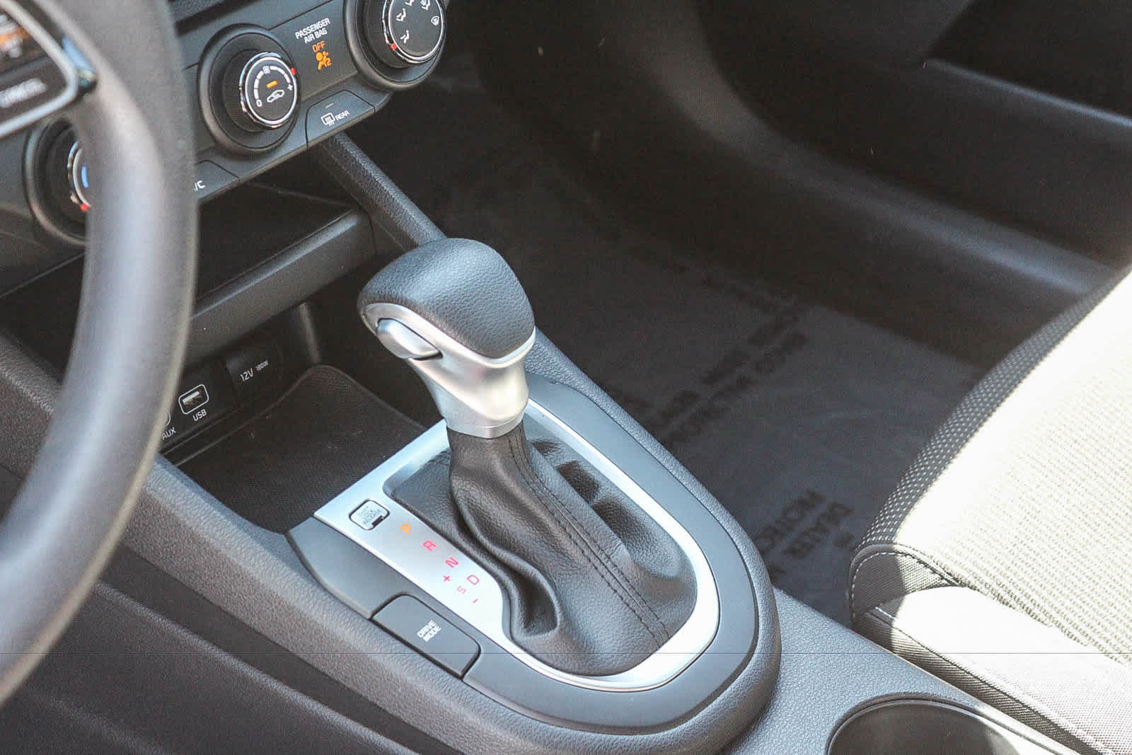 Used 2020 Kia Forte LXS FWD image 24