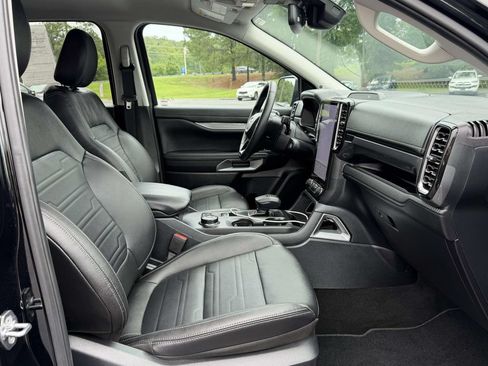 Used 2024 Ford Ranger Lariat w/ FX4 Off-Road Package AWD/4WD image 12