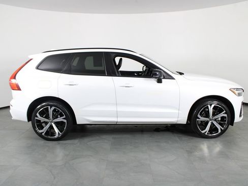 Used 2022 Volvo XC60 B5 R-Design w/ Protection Package Premier FWD image 10