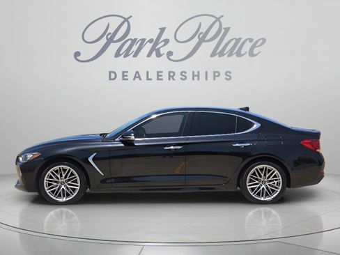 Used 2020 Genesis G70 2.0T RWD image 2