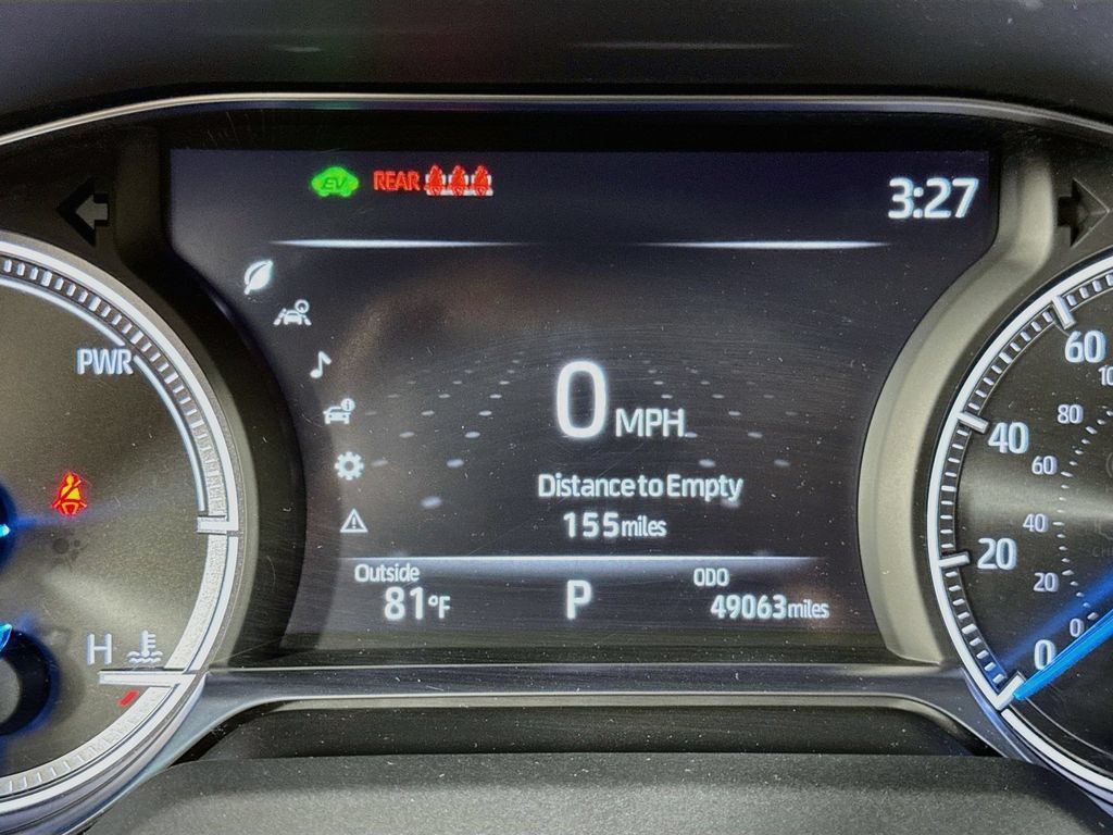 Used 2024 Toyota Venza LE AWD/4WD image 24