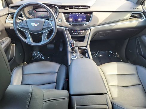 Used 2021 Cadillac XT5 Premium Luxury w/ LPO, Floor Liner Package AWD/4WD image 21