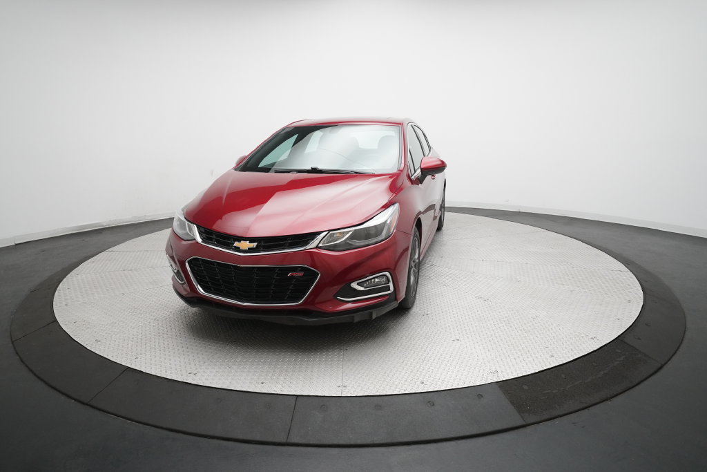 Used 2017 Chevrolet Cruze Premier FWD image 12