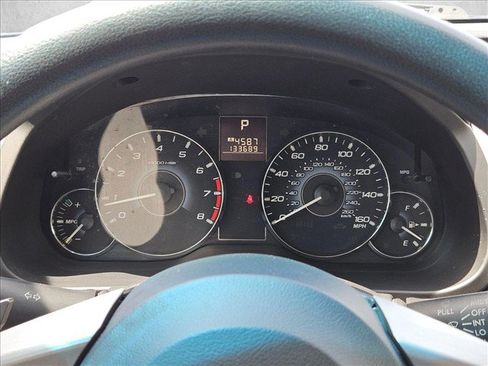 Used 2010 Subaru Legacy 3.6R AWD/4WD image 11