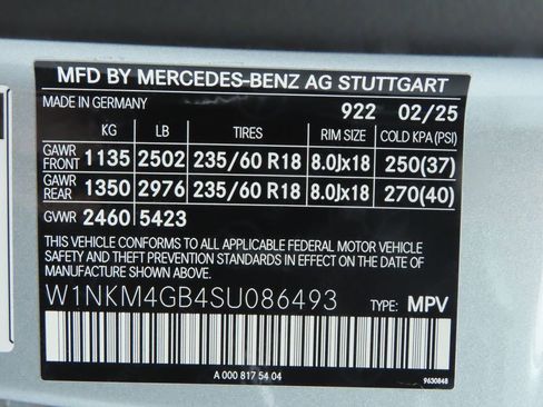 Certified 2025 Mercedes-Benz GLC 300 image 35