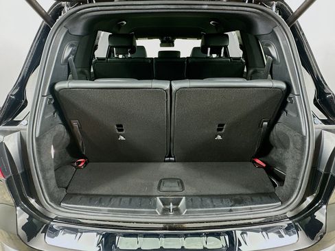 Used 2024 Mercedes-Benz EQB 250+ image 29