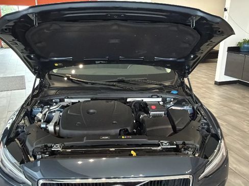 Used 2020 Volvo S60 T5 Momentum FWD image 52