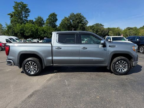 Used 2019 GMC Sierra 1500 SLE w/ X31 Off-Road Package AWD/4WD image 6