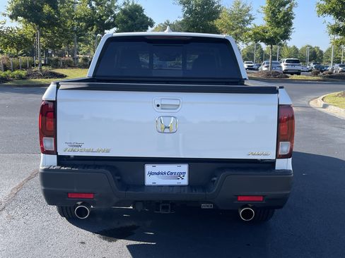 Certified 2023 Honda Ridgeline RTL image 8