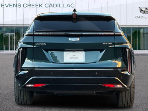 Certified 2025 Cadillac Lyriq Luxury w/ Nappa Leather Package image 4