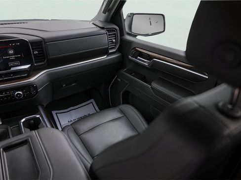 Used 2022 GMC Sierra 1500 Elevation w/ Elevation Premium Package image 31