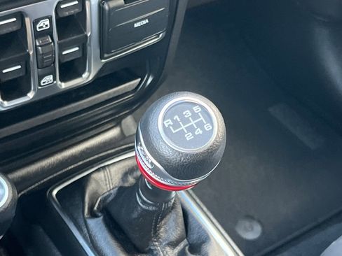 Used 2022 Jeep Wrangler Unlimited Sport w/ Sun And Sound Package image 22