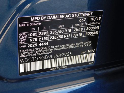 Used 2020 Mercedes-Benz GLA 250 4MATIC w/ Premium Package image 28