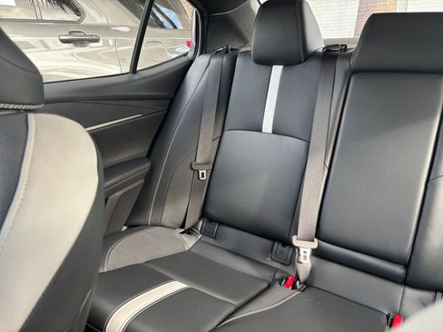 Used 2025 Toyota Camry SE FWD image 39