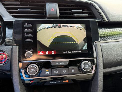 Used 2020 Honda Civic Sport image 11