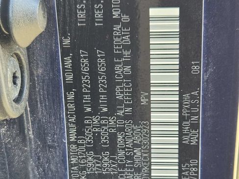 Used 2026 Toyota Sienna XLE FWD image 33