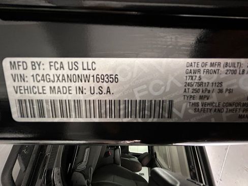 Used 2022 Jeep Wrangler Sport S image 20